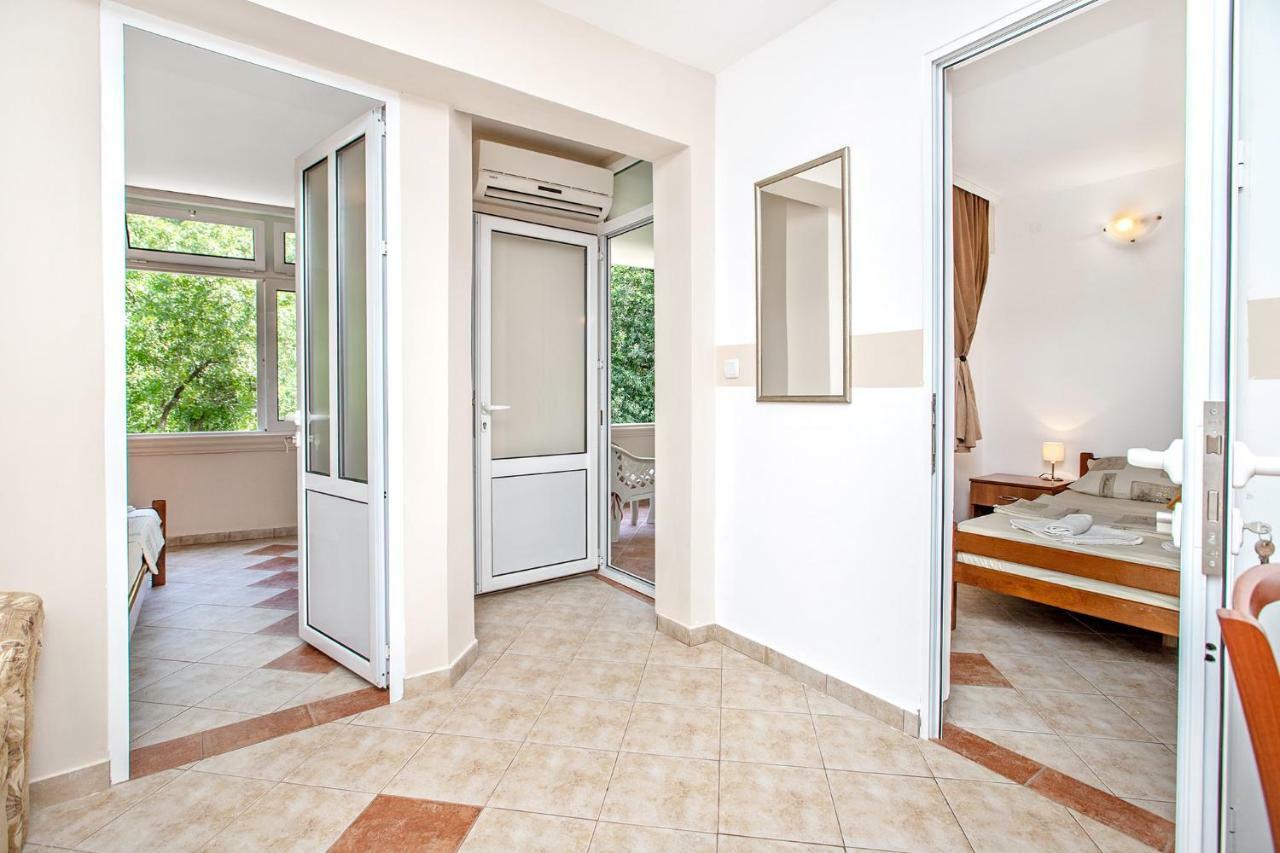 קוטור Apartments Villa Popovic מראה חיצוני תמונה