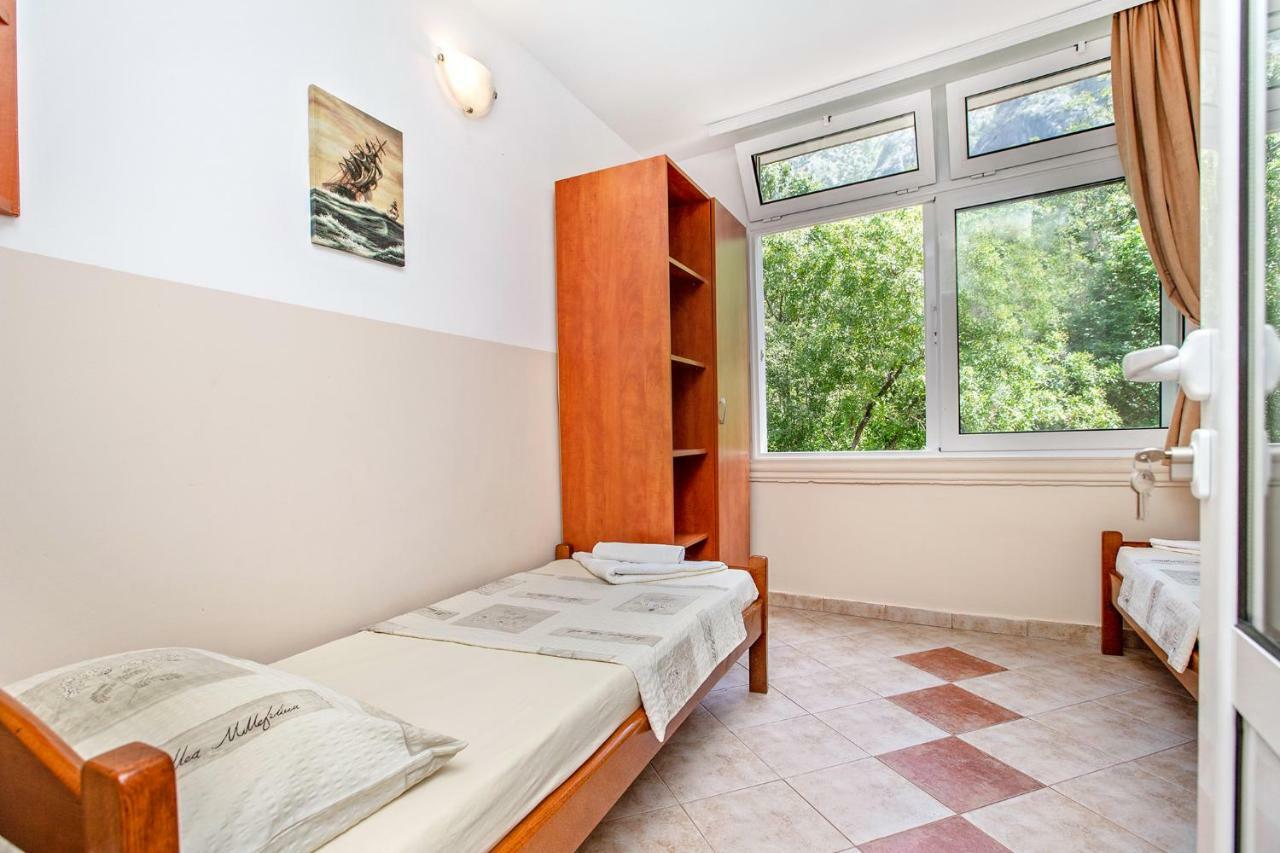 קוטור Apartments Villa Popovic מראה חיצוני תמונה