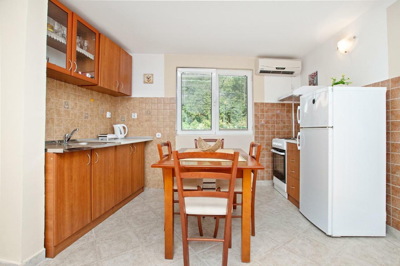 קוטור Apartments Villa Popovic מראה חיצוני תמונה