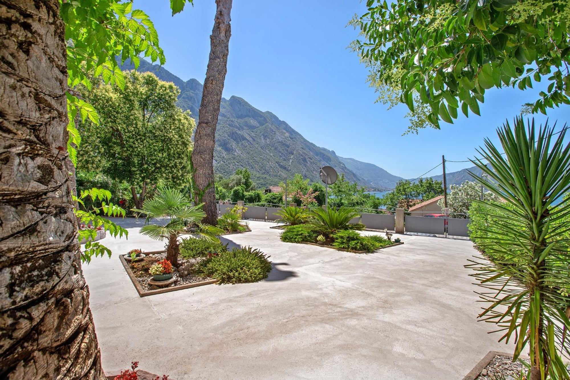 קוטור Apartments Villa Popovic מראה חיצוני תמונה
