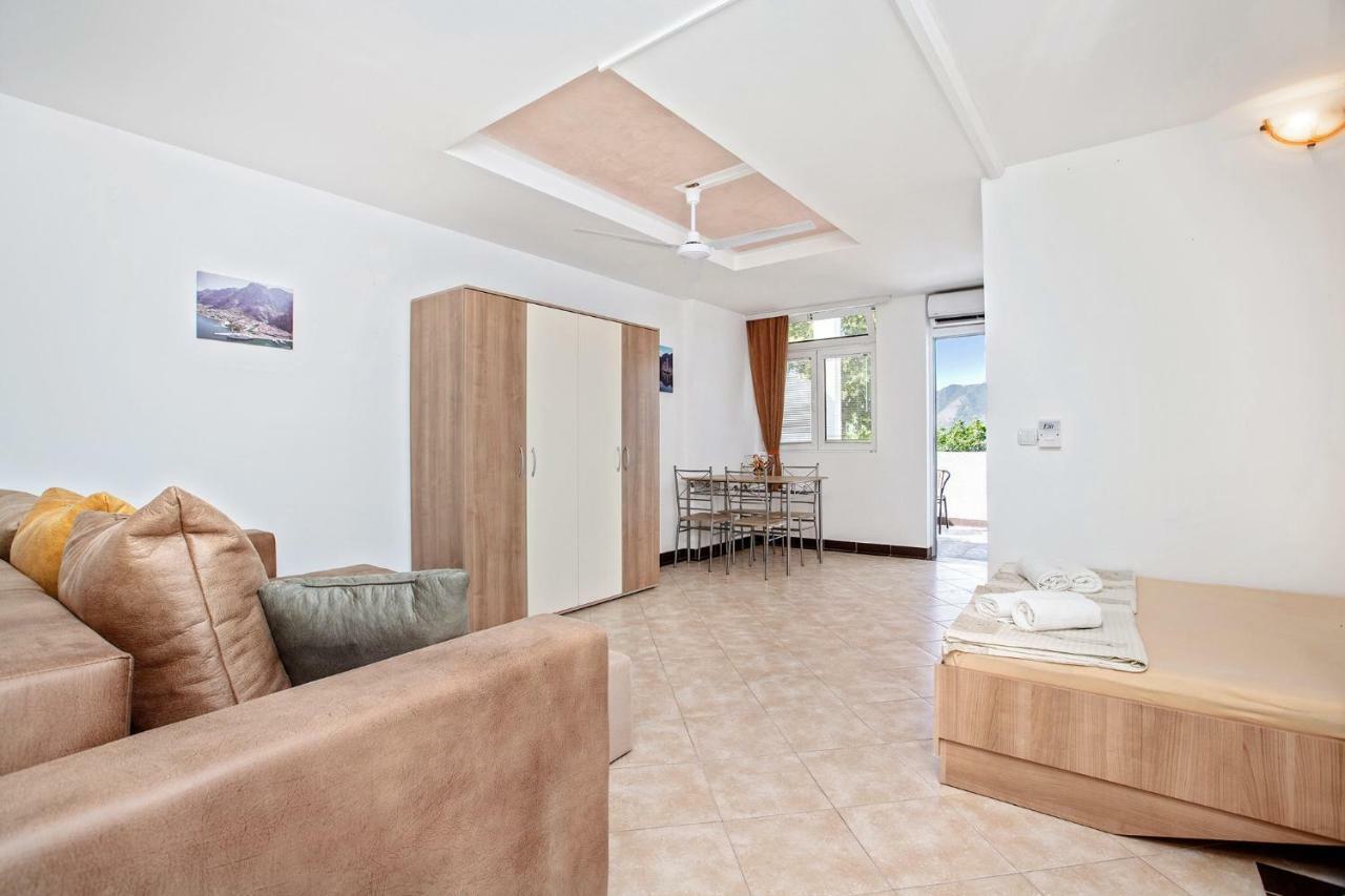 קוטור Apartments Villa Popovic מראה חיצוני תמונה