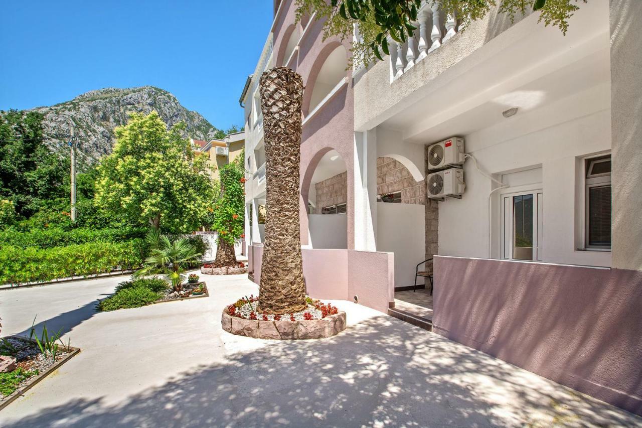 קוטור Apartments Villa Popovic מראה חיצוני תמונה